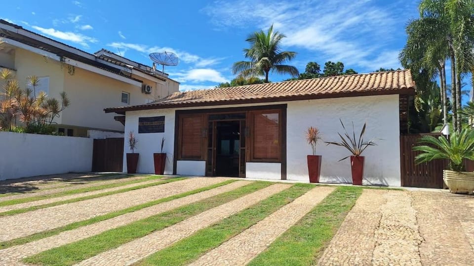 Casa em Riviera 80 metros da praia House in Bertioga