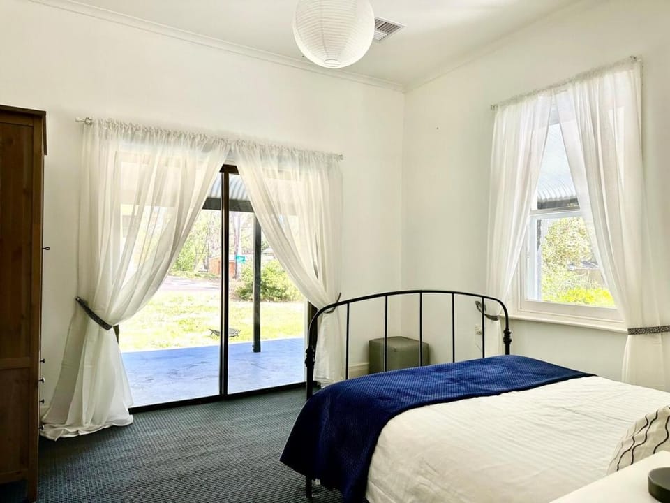 Clare Cottage on Wendouree House in Clare