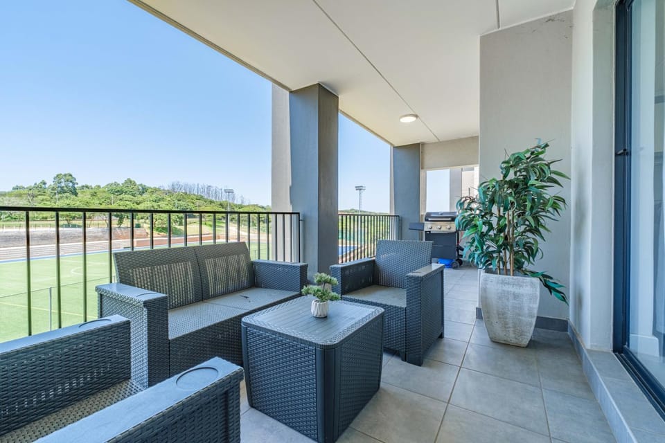 View (from property/room), Balcony/Terrace, Seating area