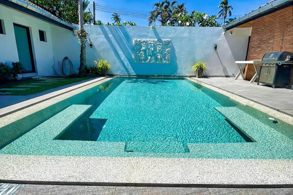 Balcony/Terrace, Swimming pool
