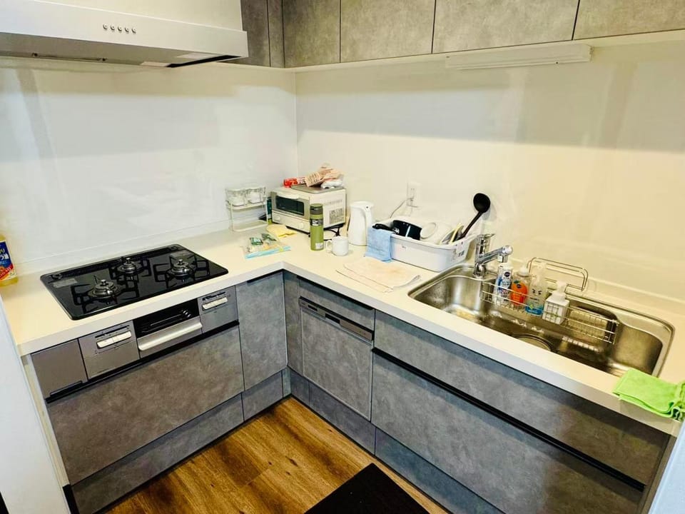 New Family House with Free Parking 3BR 10min to Shinjuku and Shibuya Bed and Breakfast in Nagano Prefecture