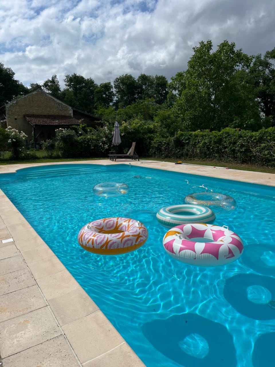 Les Papillons de Baccara House in Occitanie