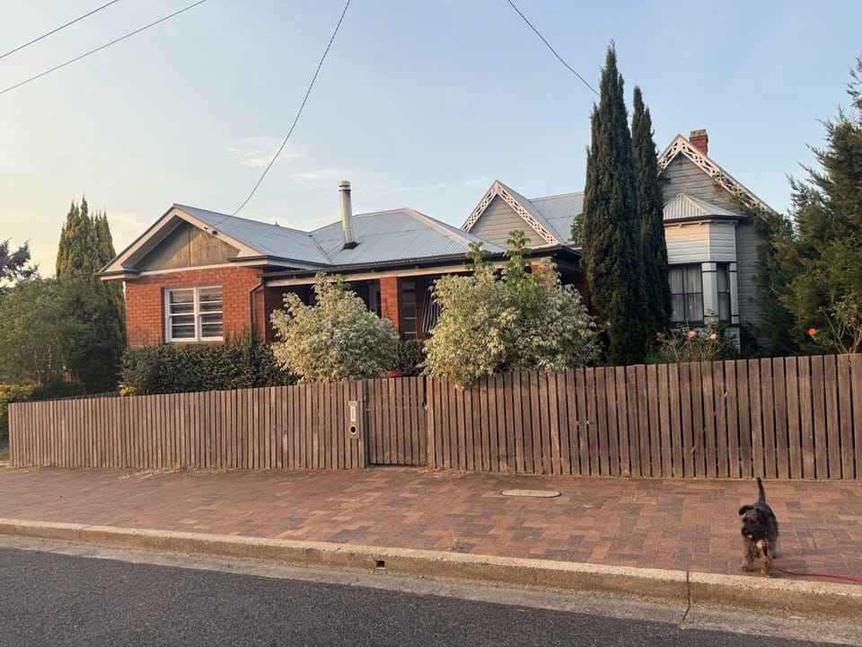 Towncottage Tenterfield Stay with Scenic Views Apartment in Tenterfield