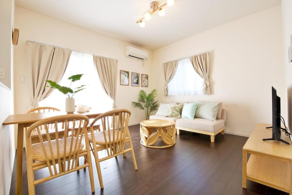 Viola 3F Apartment in Okinawa Prefecture