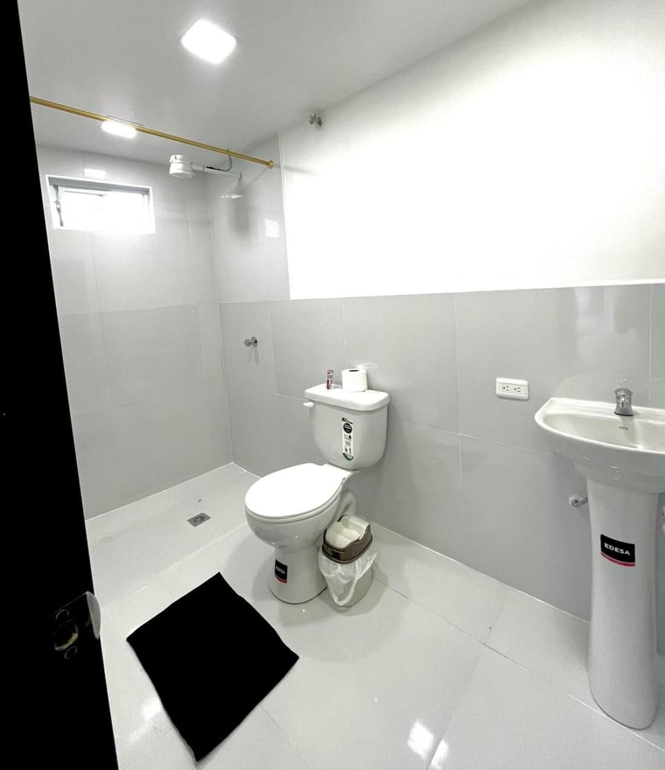 Bathroom, Public Bath