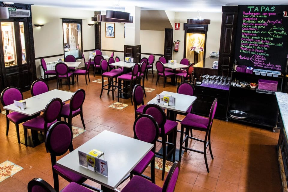 Lounge or bar