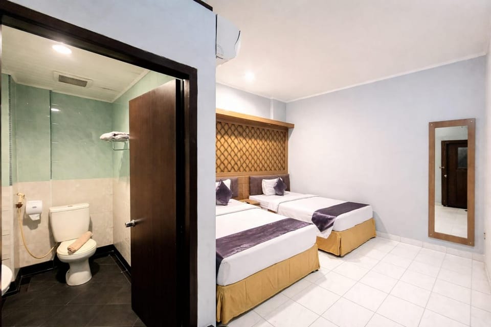Mona Plaza Hotel Hotel in West Sumatra, Indonesia