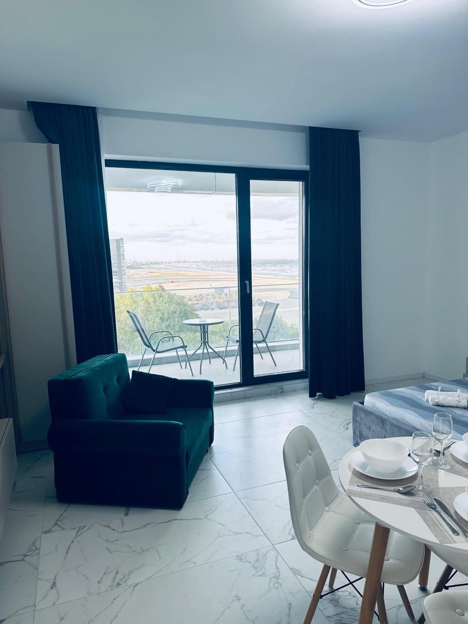 Blue Horizon Apartment in Constanta