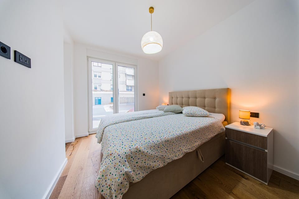 Bed, Bedroom, heating, wardrobe