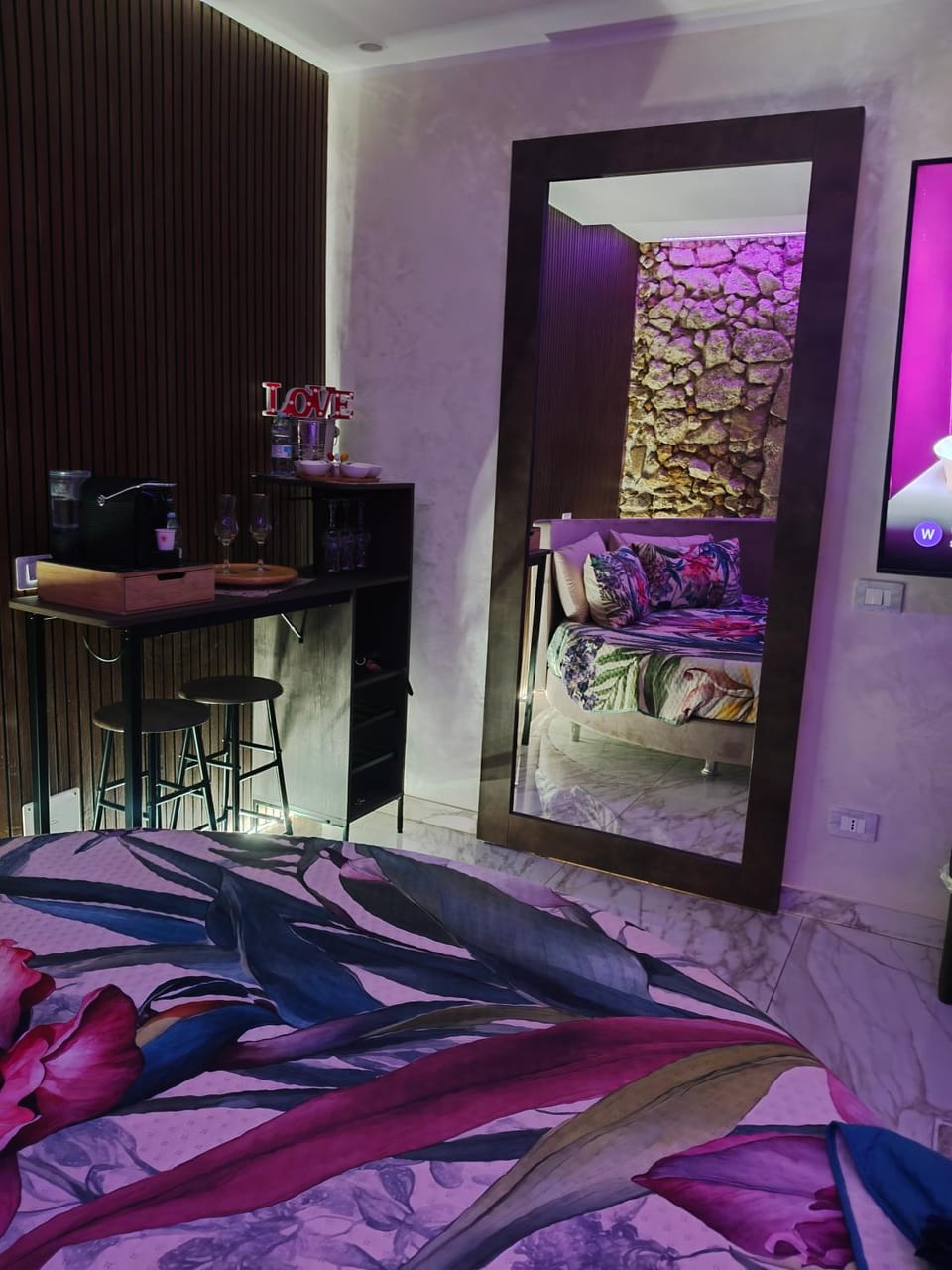 Suite San Giovanni Love hotel in Gela