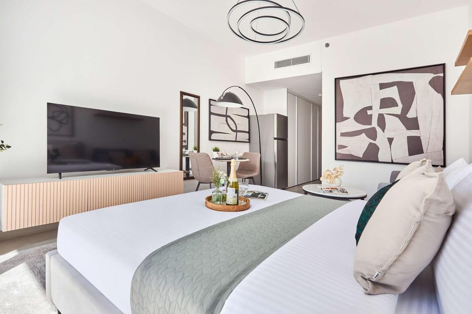 Bed, TV and multimedia