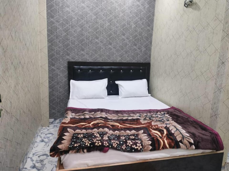 Shri jee Home stay Vacation rental in Uttar Pradesh