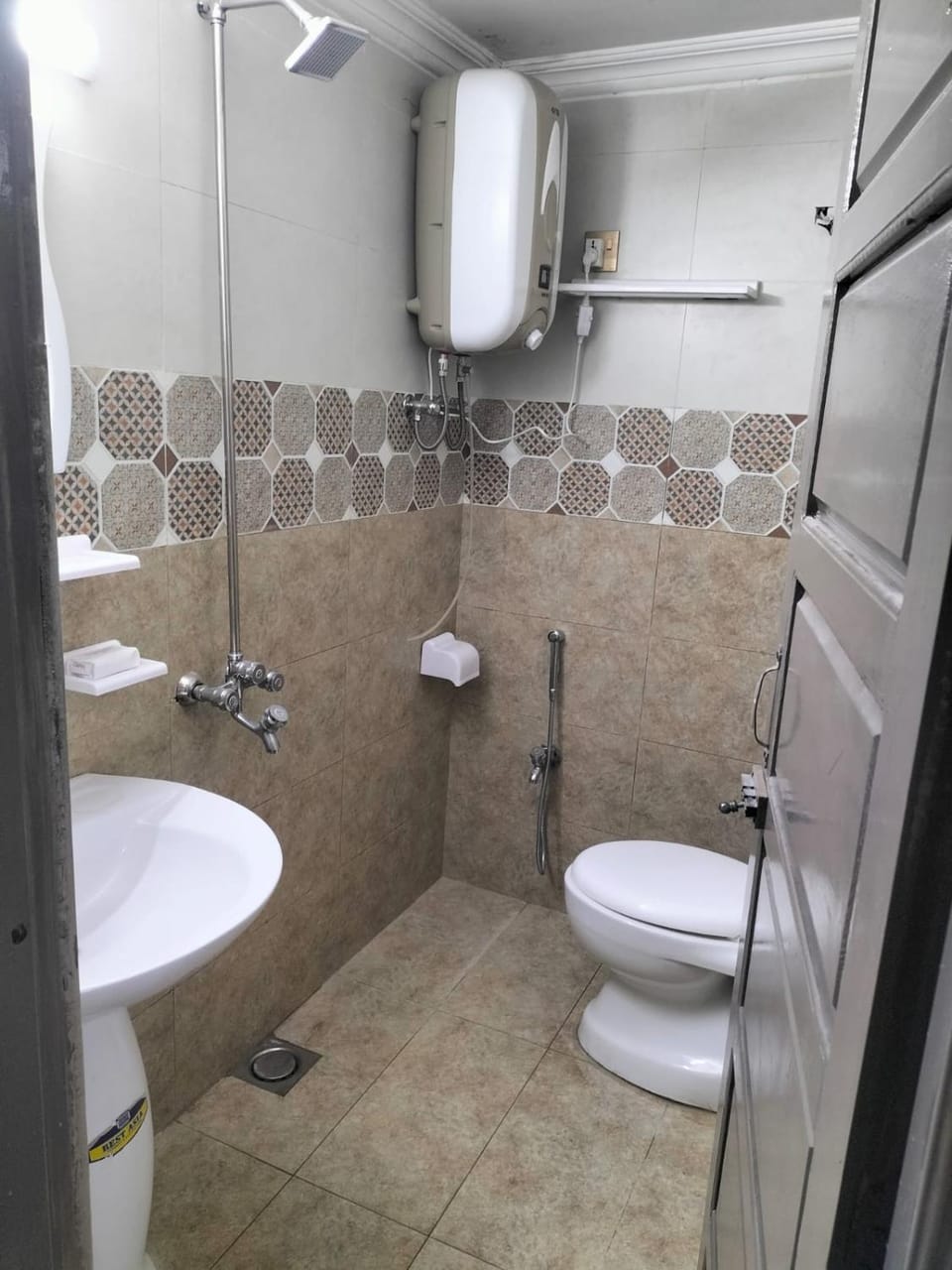 Qureshi Guest House Bed and Breakfast in Islamabad