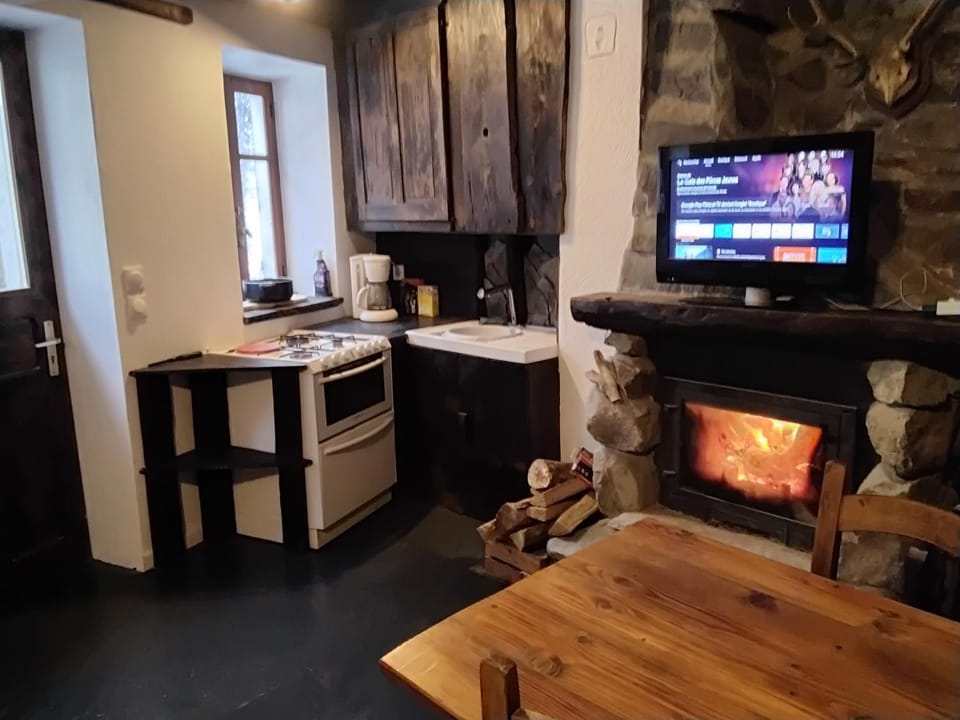 Traditional chalet 900 m Cellier cable car Chalet in Les Avanchers-Valmorel