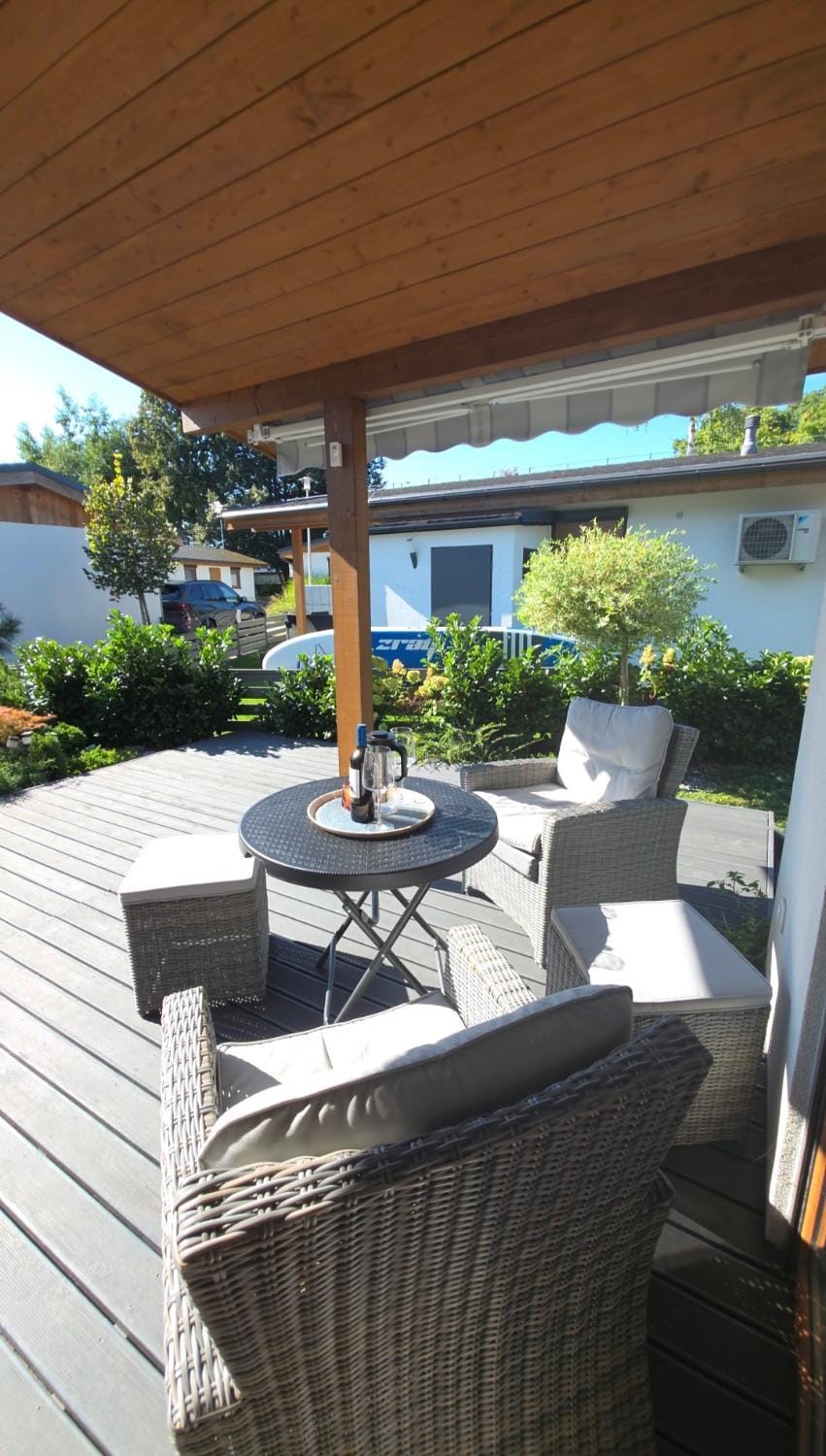 Garden, Balcony/Terrace, Seating area, Garden view