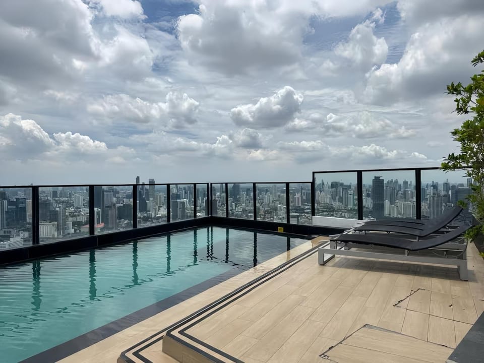View (from property/room), Balcony/Terrace, Pool view, Swimming pool, sunbed