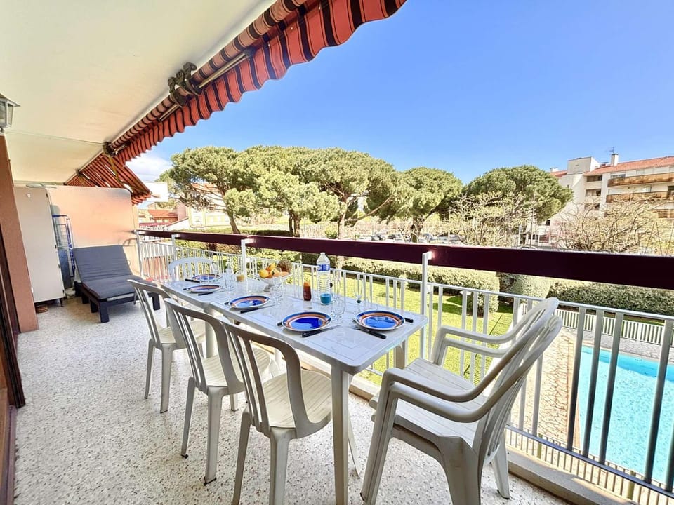 FS930-A302 Appt 3 pièces 5 personnes FREJUS Apartment in Fréjus