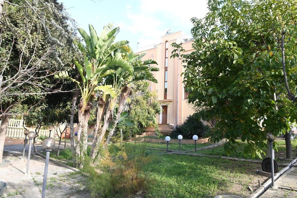 Property building, Garden