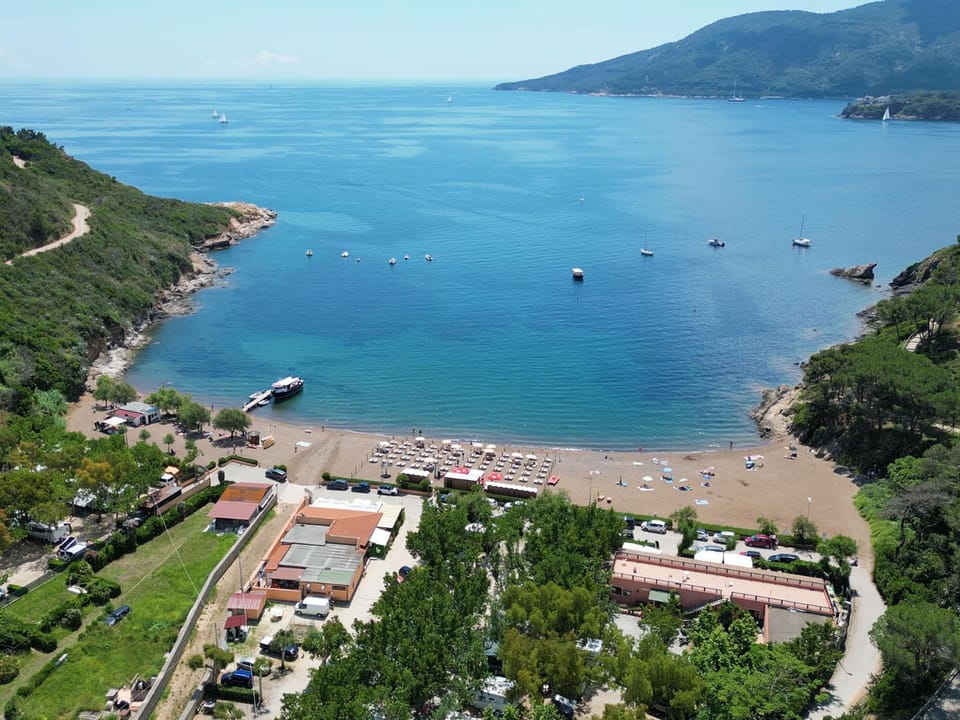 Nearby landmark, Bird's eye view, Beach