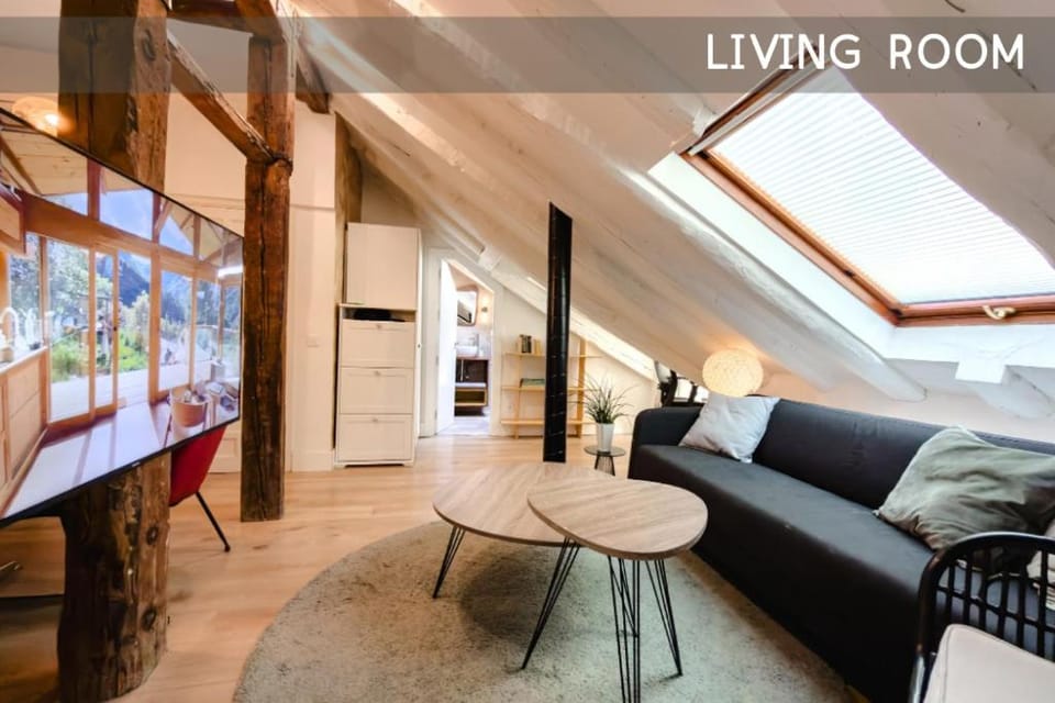 The Hidden Loft, Antón Martín Metro Apartment in Centro