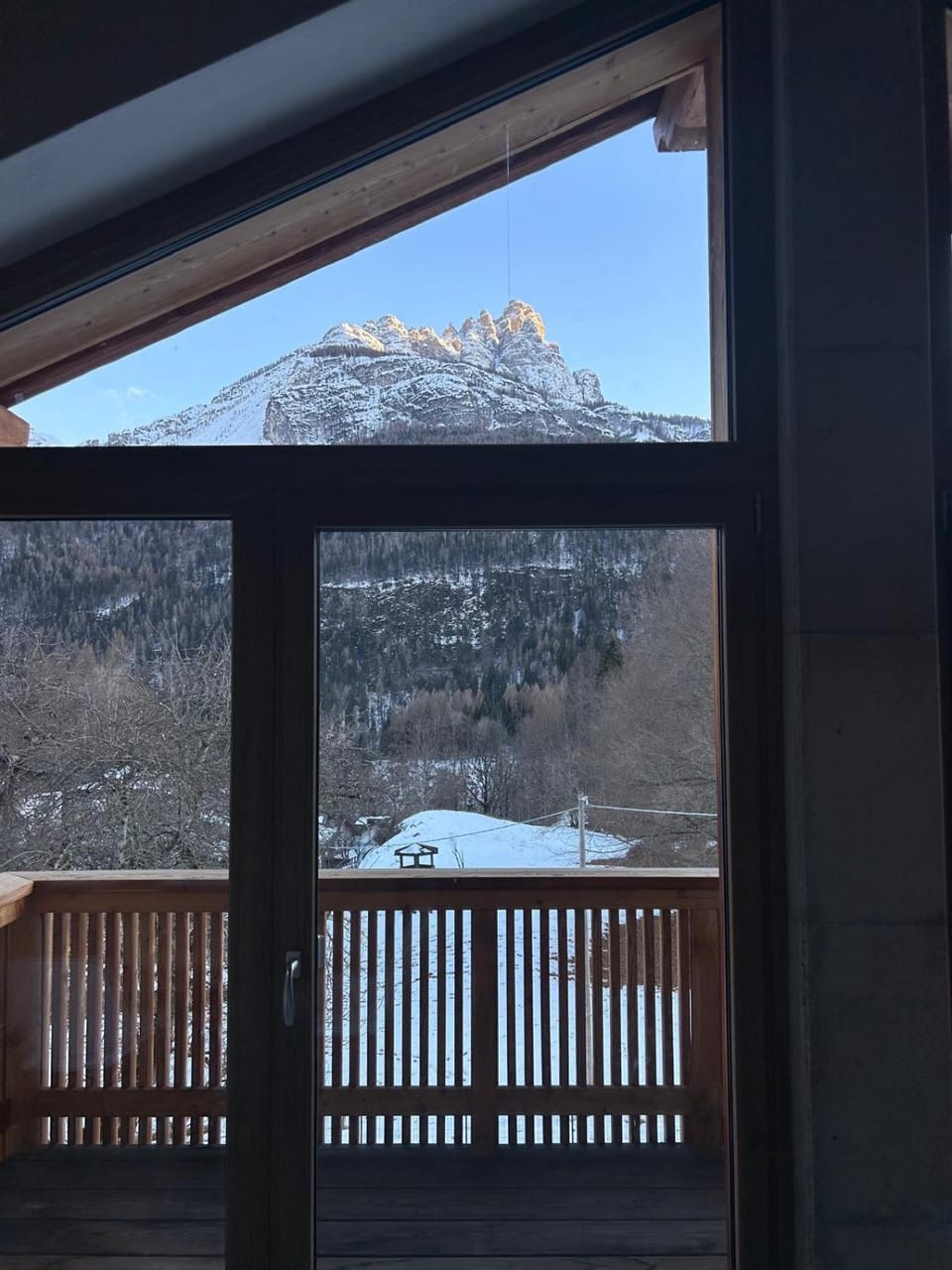 Day, Natural landscape, Winter, Balcony/Terrace, Mountain view