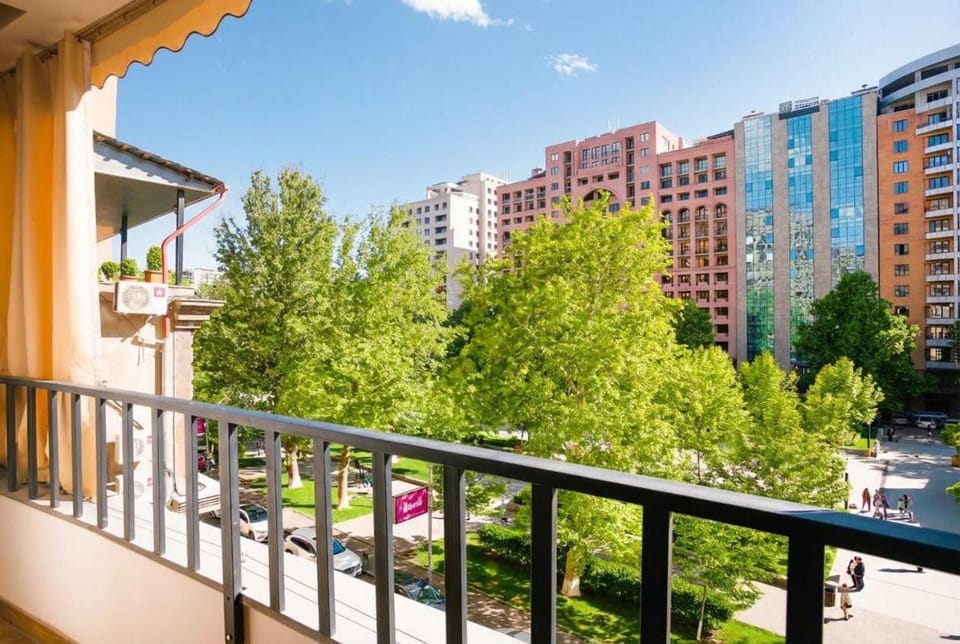Ideally Designed 2BD 3Baths! Great Balcony View! Malibu Garden Apartment in Yerevan