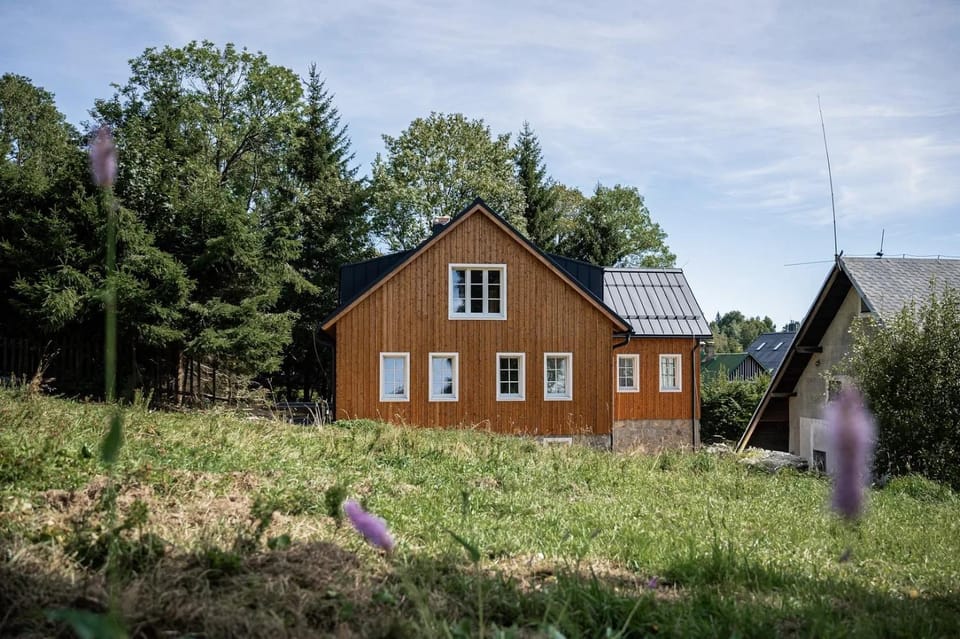 Property building, Spring, Garden view