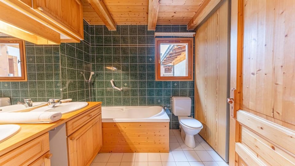 White Chalet Chalet in Combloux