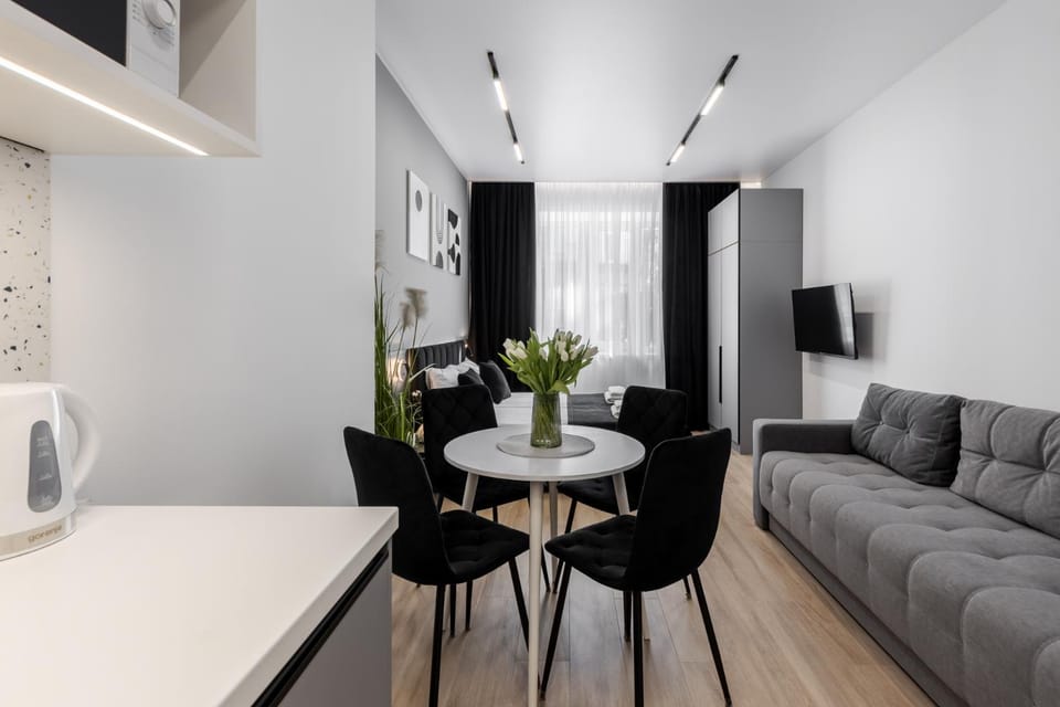 TV and multimedia, Kitchen or kitchenette, Dining area