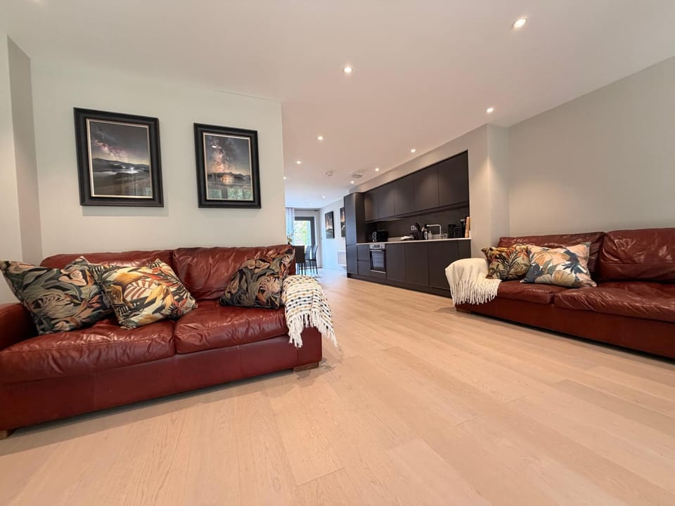 The Ironworks Apartment, 3 Bed Apartment in England