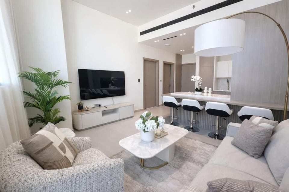 Chic 1BR Urban Retreat Binghatti Phantom Apartment in Dubai