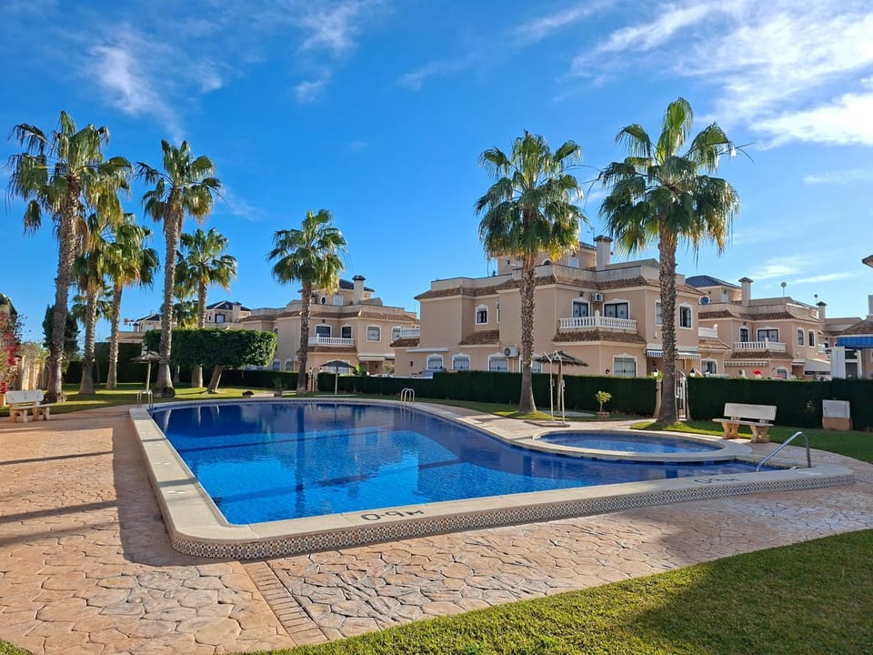 Day, Pool view, Swimming pool, Swimming pool, sunbed