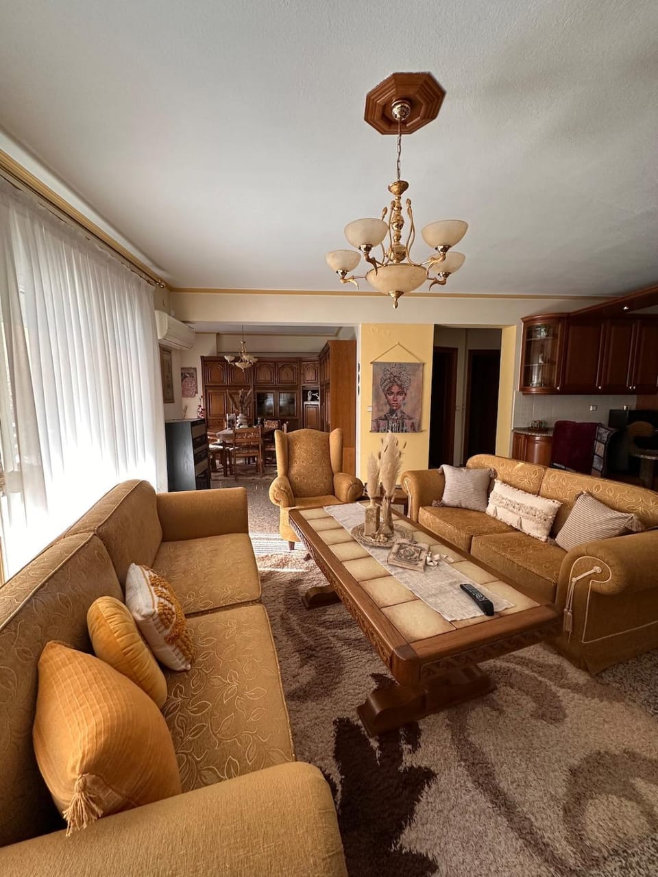 Living room, Seating area