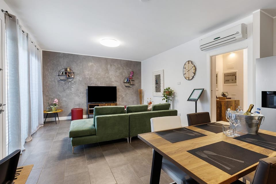 Property building, Living room
