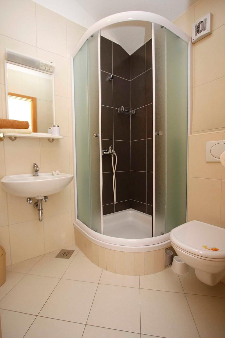 Iva&Tonka Apartment in Makarska