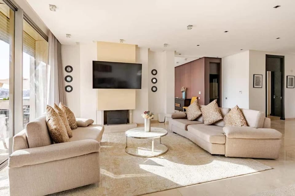 Marina Royal Duplex Signature 5BR Residence Apartment in Rabat