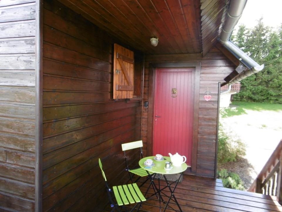 chalet besse en chandese Chalet in Besse-et-Saint-Anastaise
