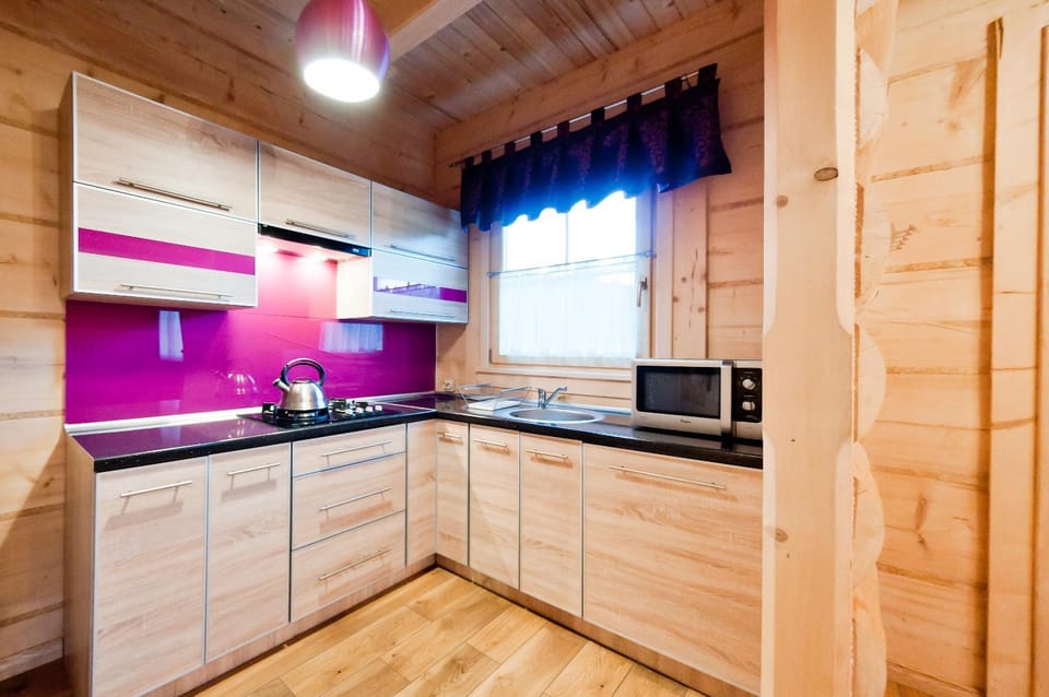 Day, Kitchen or kitchenette
