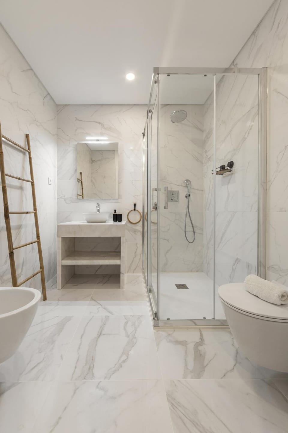 Shower, Bathroom, towels