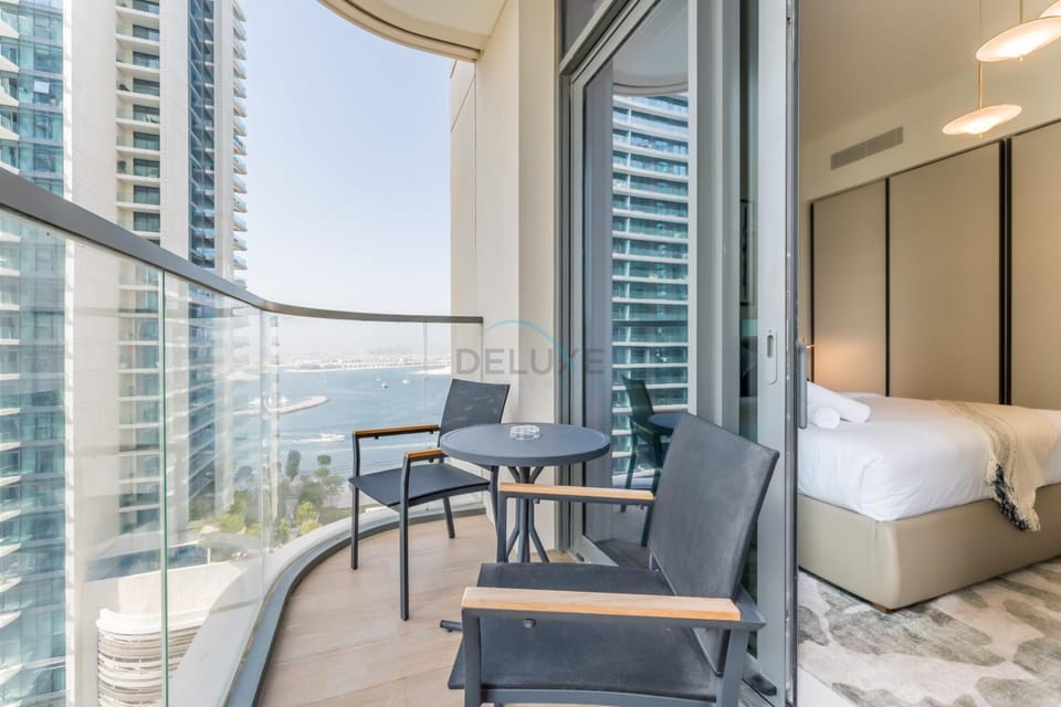 Bed, Balcony/Terrace, Bedroom, Sea view, wardrobe