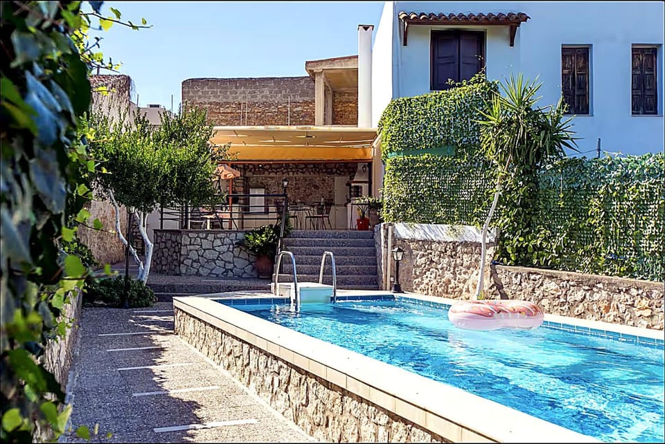 Pool view, Swimming pool