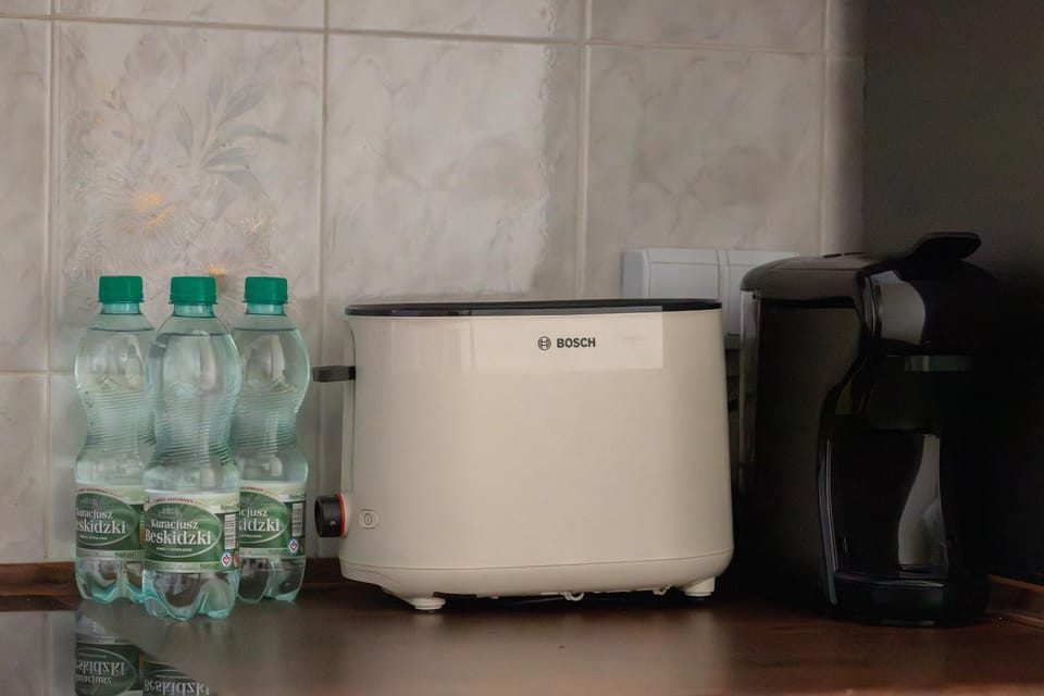 Coffee/tea facilities, Kitchen or kitchenette, oven
