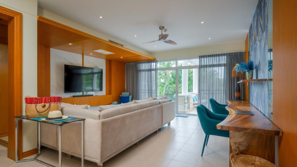 Renovated 150sqm modern apartment at the beach Apartment in Thailand