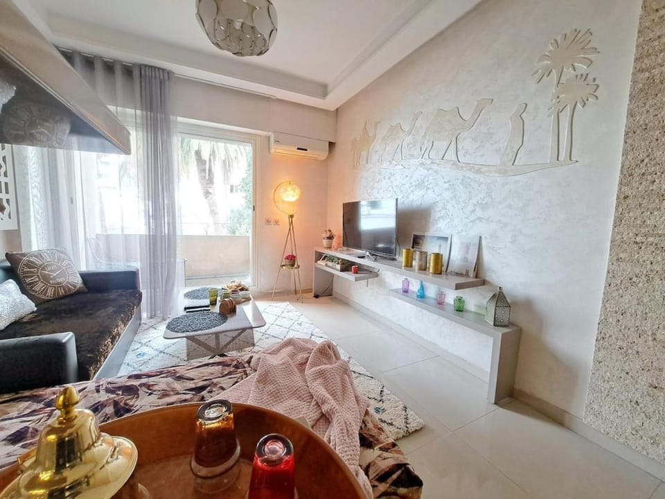 Central Downtown Free Parcking AC Apartment in Casablanca