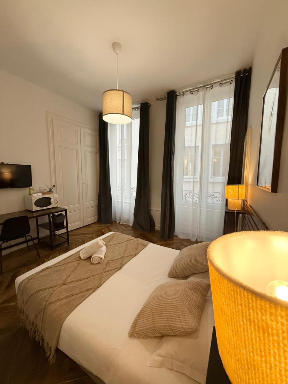 Herriot 2 - Bedroom - Bellecour Apartment in Lyon