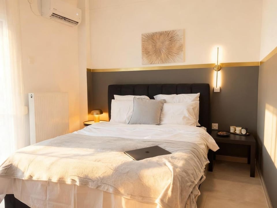 Bed, Bedroom, air conditioner