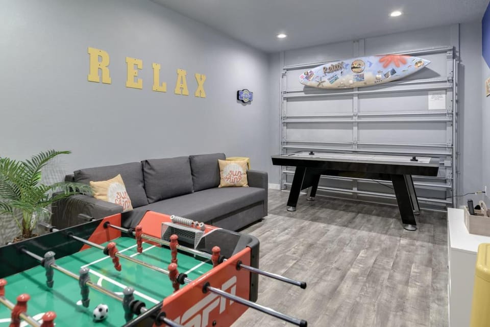 Steps to Beach&PoolLoaded Game Room&Opt Golf Cart House in Miramar Beach