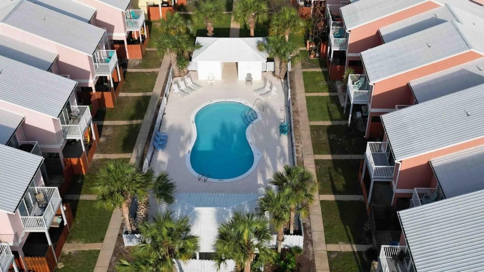 Steps to Beach&PoolLoaded Game Room&Opt Golf Cart House in Miramar Beach