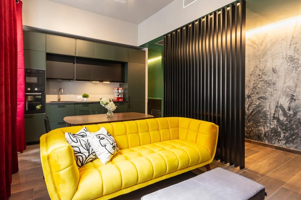 Living room, Seating area, Time of day, kitchen