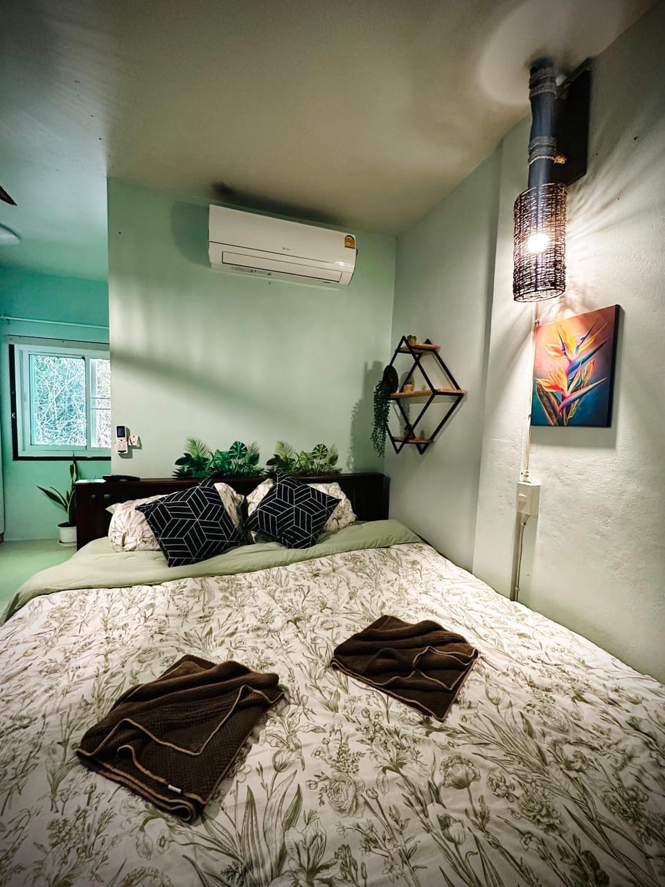 MILD ISLAND STAY ROOm Bed and Breakfast in Krabi Changwat